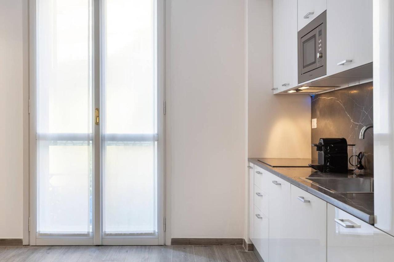 شقة Modern And New Flat In Duomo Area ميلان المظهر الخارجي الصورة