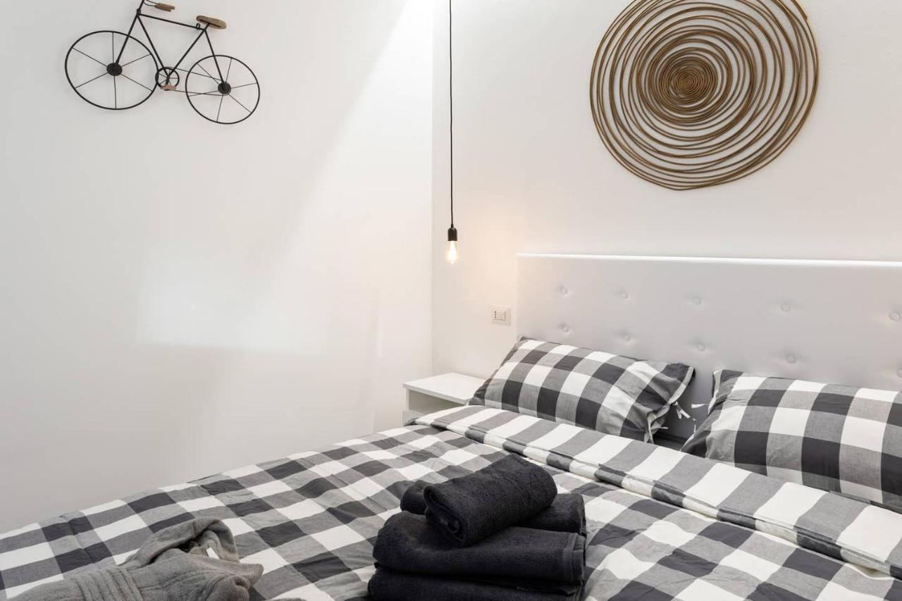 شقة Modern And New Flat In Duomo Area ميلان المظهر الخارجي الصورة