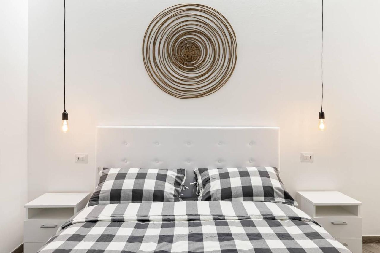 شقة Modern And New Flat In Duomo Area ميلان المظهر الخارجي الصورة